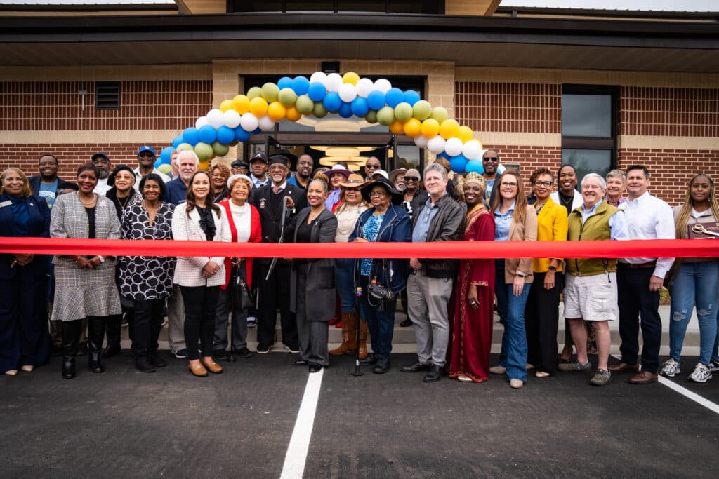 Jessie Davis Park Ribbon Cutting